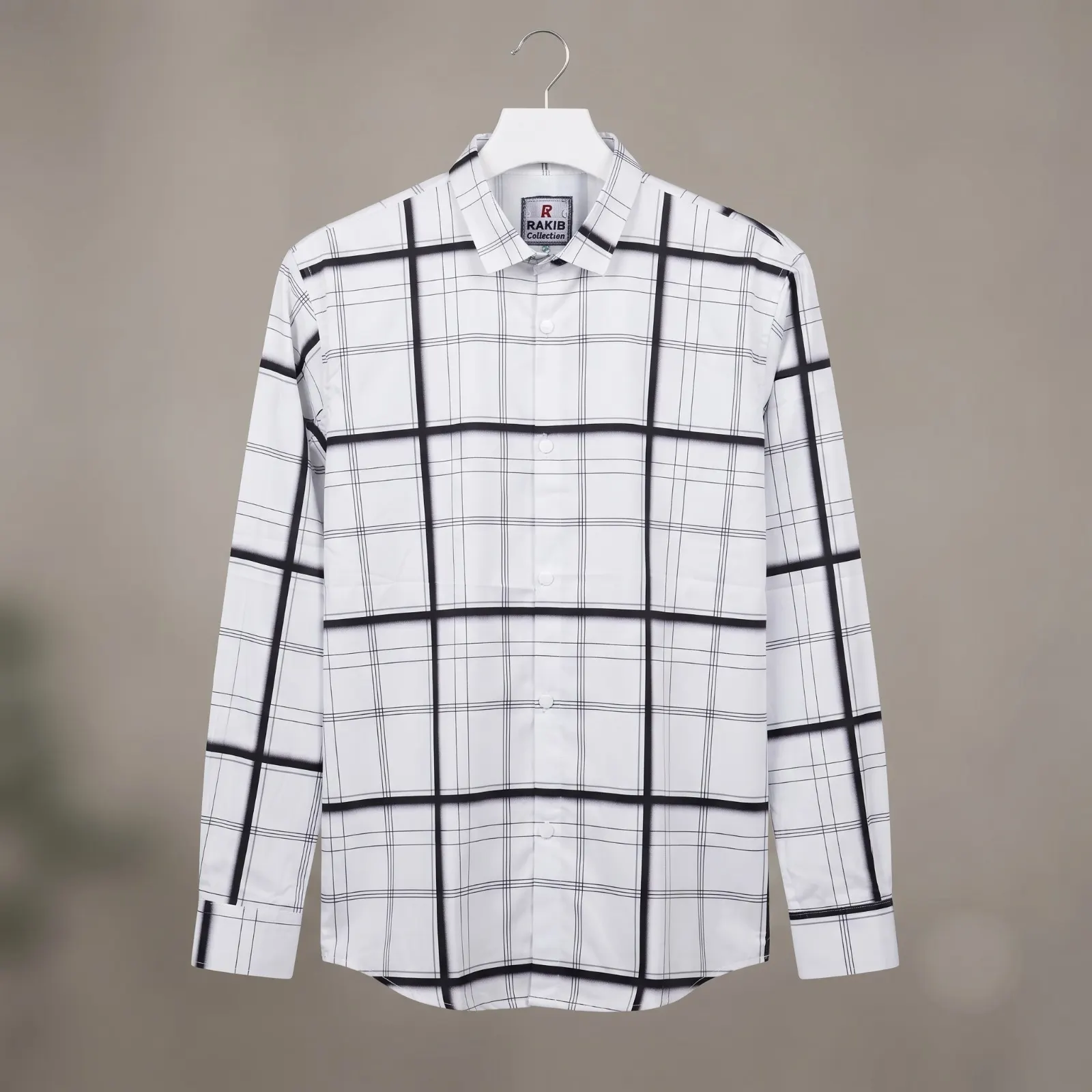 Modern Black & White Checked Full-Sleeve Casual Shirt